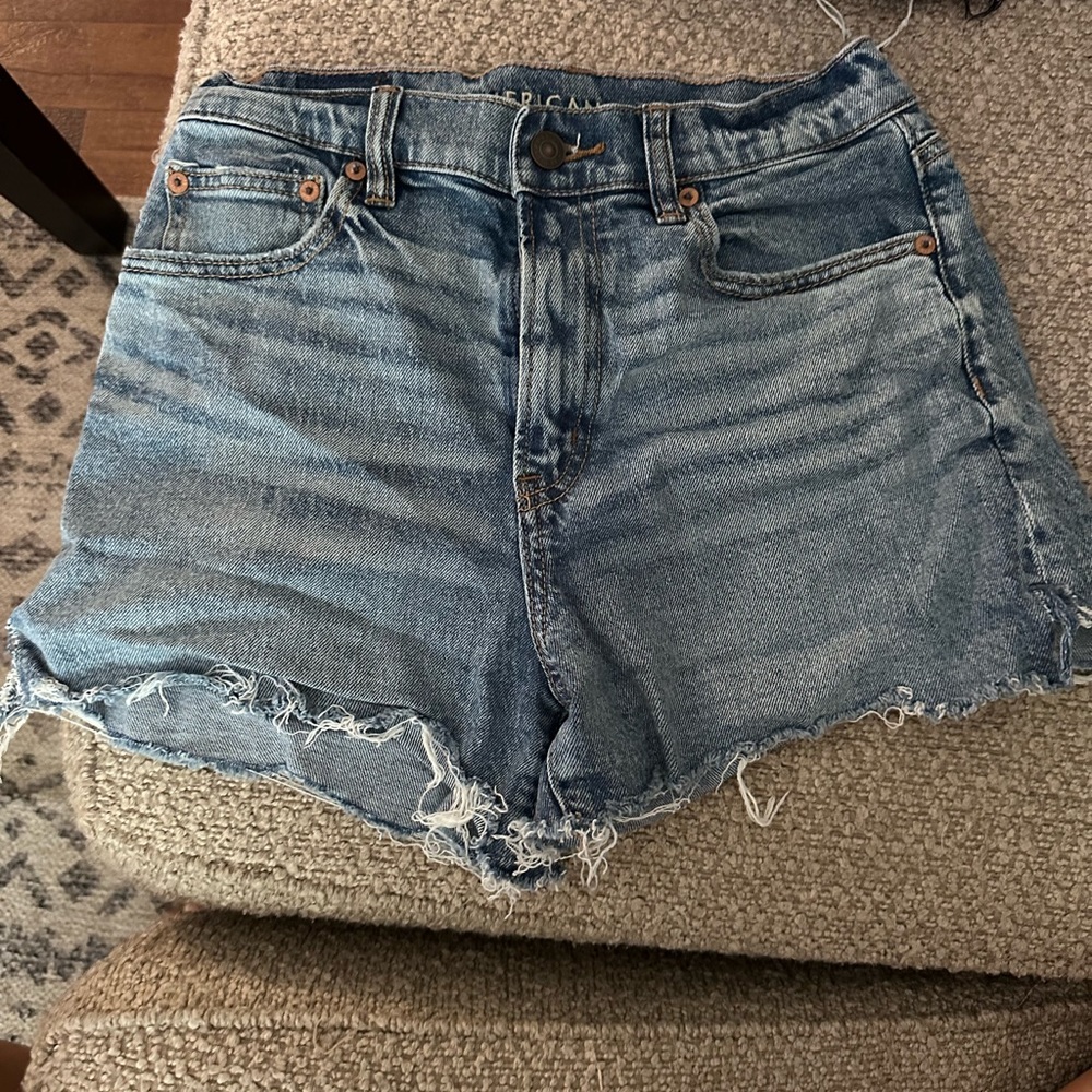 American Eagle stretch jean shorts size 4